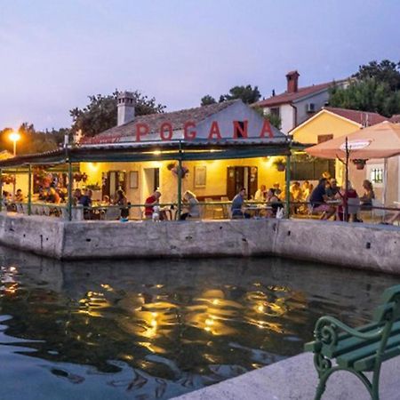 Apartments Ana Pogana Punta Križa Екстериор снимка