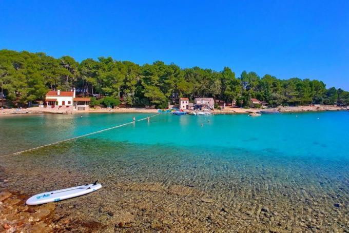 Apartments Ana Pogana Punta Križa Екстериор снимка